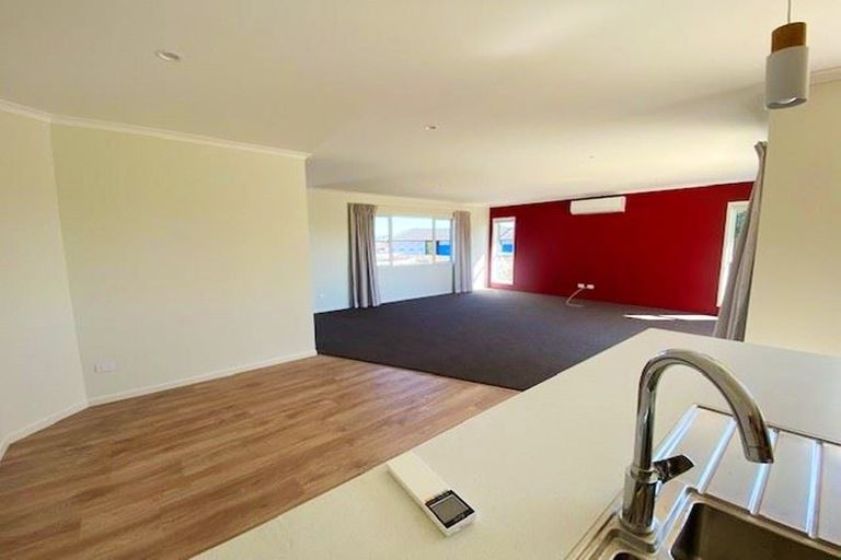 Photo of property in 50 Aratapu Street, Waitara, 4320