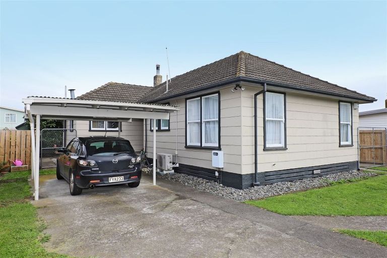 Photo of property in 1011 Hood Street, Mayfair, Hastings, 4122