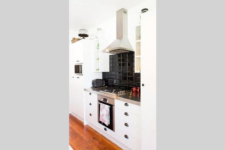 Photo of property in 3 Hereworth Grove, Havelock North, 4130