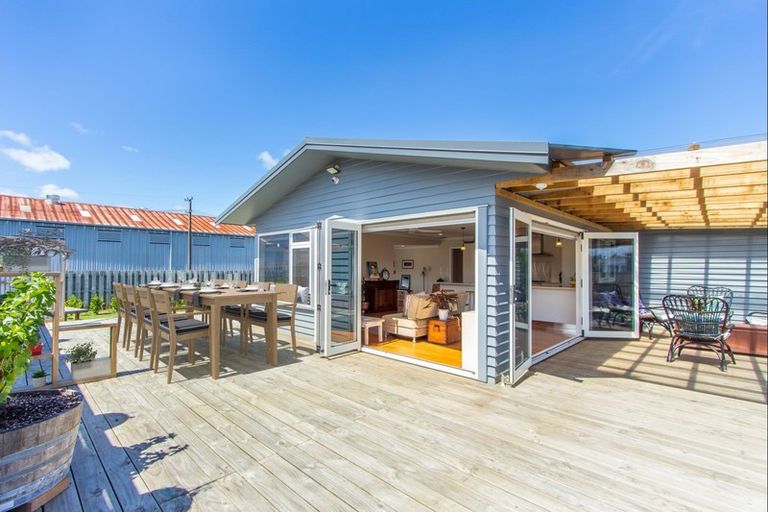 Photo of property in 16 Bidois Road, Fairy Springs, Rotorua, 3015