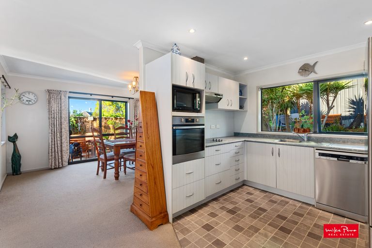 Photo of property in 12 Georgia Lane, Te Kamo, Whangarei, 0176