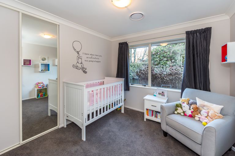 Photo of property in 20b Applewood Place, Casebrook, Christchurch, 8051