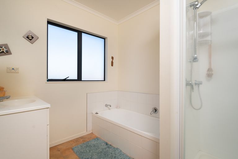 Photo of property in 155 Brian Crescent, Stanmore Bay, Whangaparaoa, 0932