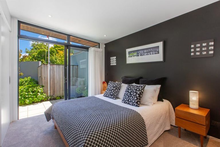 Photo of property in 14 Cheviot Road, Lowry Bay, Lower Hutt, 5013