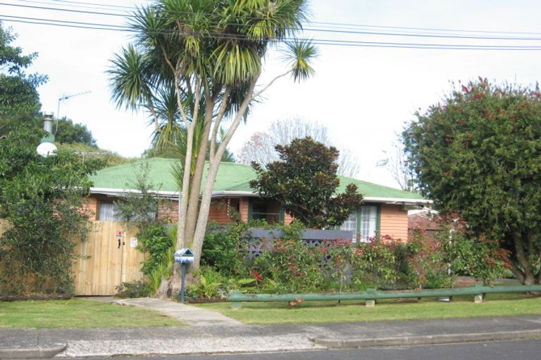 Photo of property in 4 Ruby Street, Manurewa, Auckland, 2102