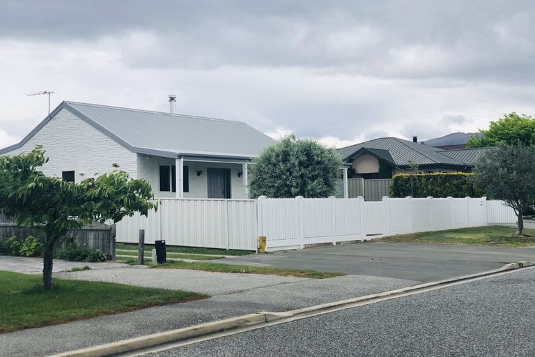 Photo of property in 11a Carlow Place, Cromwell, 9310