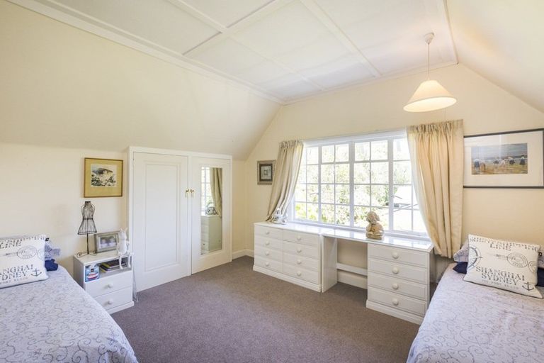 Photo of property in 31 Elmira Avenue, Hokowhitu, Palmerston North, 4410