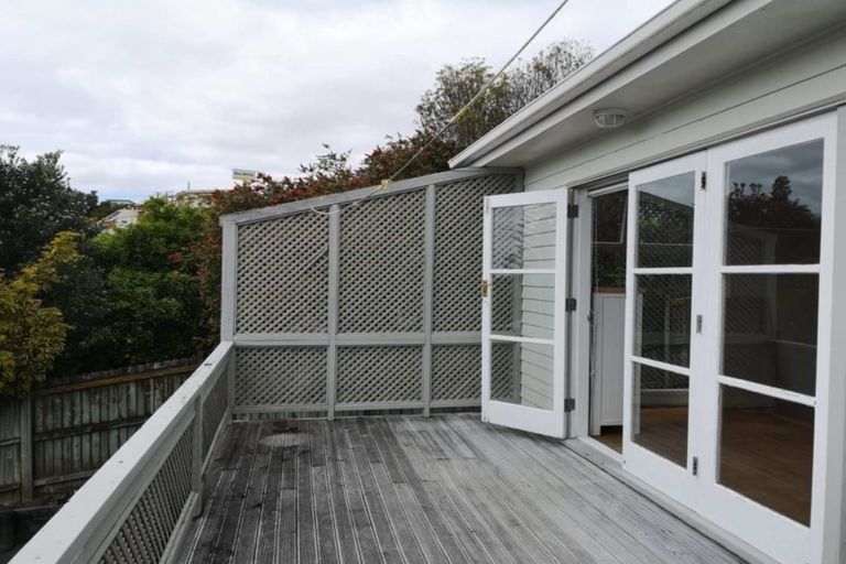 Photo of property in 2/543 East Coast Road, Browns Bay, Auckland, 0630