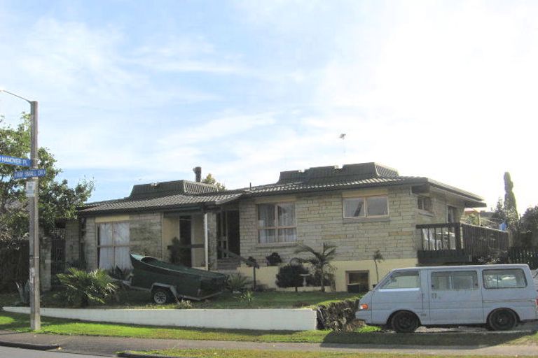 Photo of property in 71 Ray Small Drive, Pahurehure, Papakura, 2113