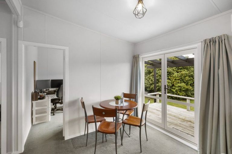 Photo of property in 111 Rangatira Drive, Mangakino, 3421