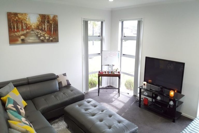 Photo of property in 12 Bankside Road, Silverdale, 0932