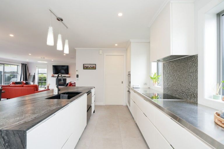 Photo of property in 50 Northside Drive, Waikiwi, Invercargill, 9810