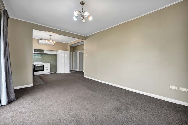 Photo of property in 68 Conway Road, Eltham, 4322