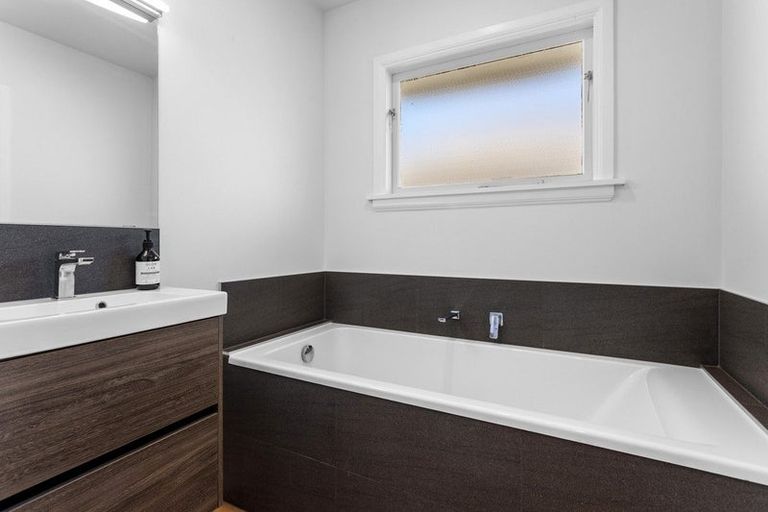 Photo of property in 45 Hudson Street, Bryndwr, Christchurch, 8053