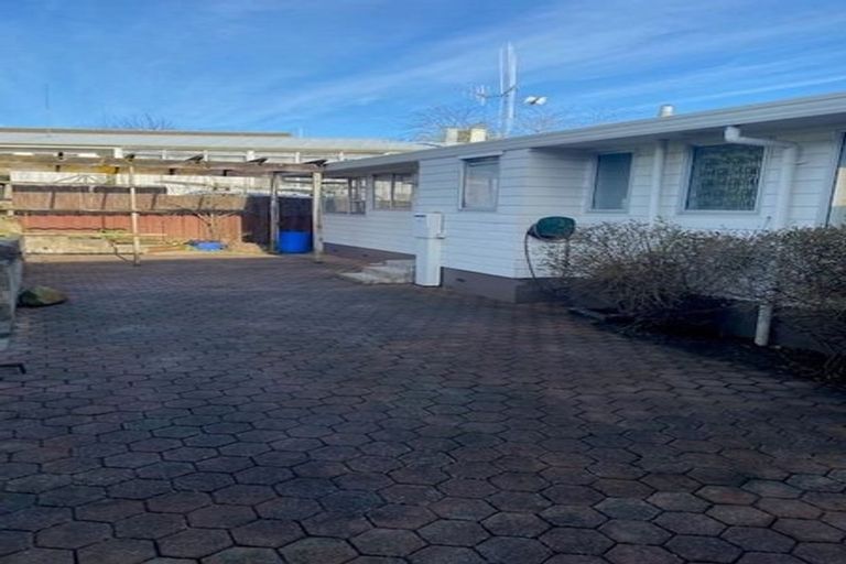 Photo of property in 27 Blomfield Street, Nawton, Hamilton, 3200