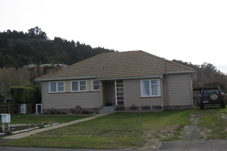 Photo of property in 1 Blundell Avenue, Port Chalmers, 9023
