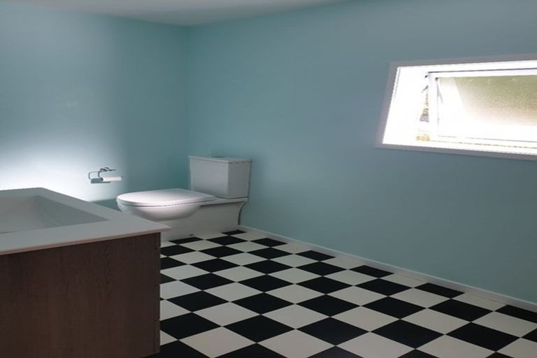 Photo of property in 1/47 Braemar Road, Rothesay Bay, Auckland, 0630