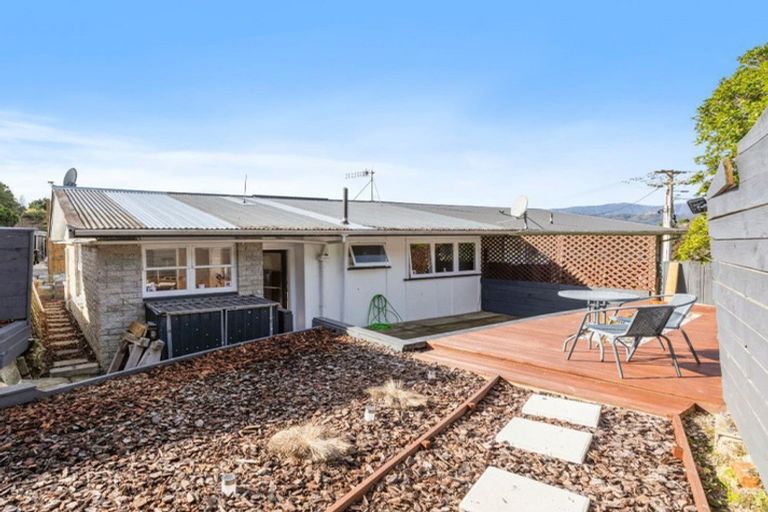 Photo of property in 211 Wainuiomata Road, Wainuiomata, Lower Hutt, 5014