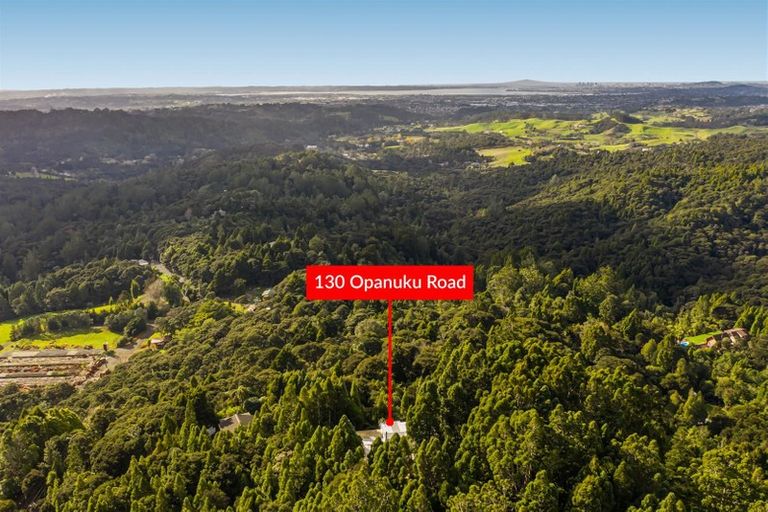 Photo of property in 130 Opanuku Road, Henderson Valley, Auckland, 0612