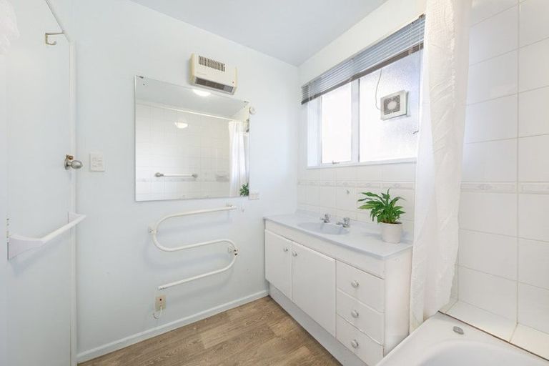 Photo of property in 7 Rosamund Place, Halswell, Christchurch, 8025