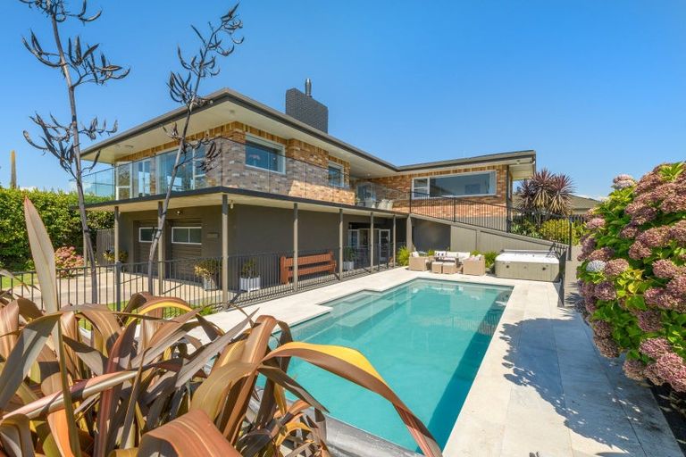 Photo of property in 19 Darraghs Road, Brookfield, Tauranga, 3110