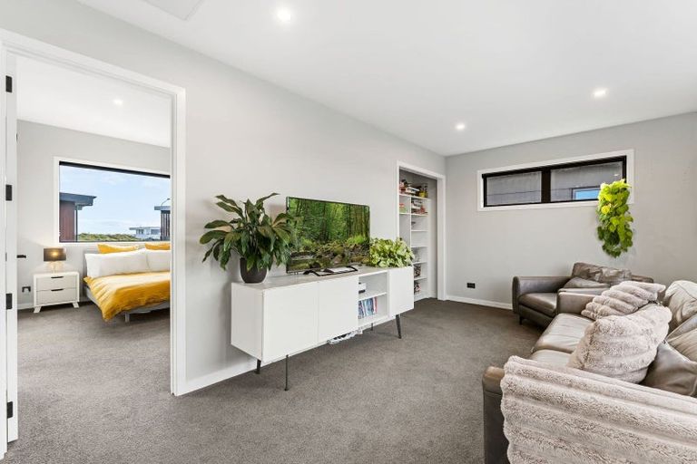 Photo of property in 3 Sandhurst Drive, Papamoa Beach, Papamoa, 3118