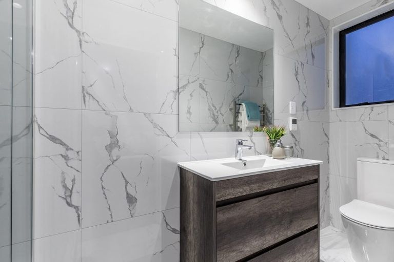 Photo of property in 10 Waka Street, Albany Heights, Auckland, 0632