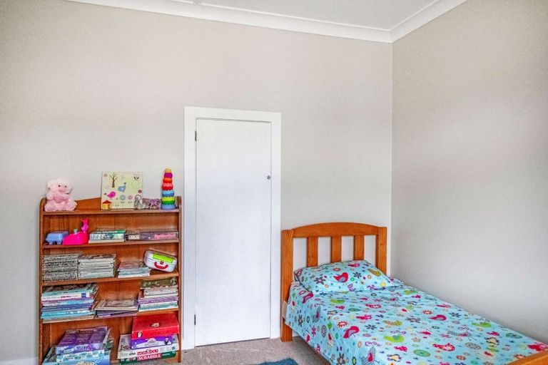 Photo of property in 56 Blaydon Street, Waikaia, 9778