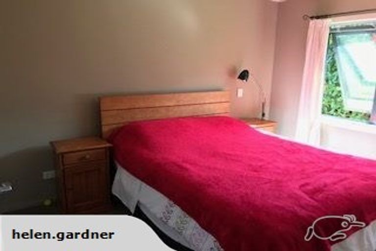 Photo of property in 15 Paradise Place, Lake Hawea, Wanaka, 9382