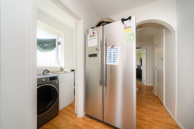 Photo of property in 6 Stephens Crescent, Highbury, Palmerston North, 4412