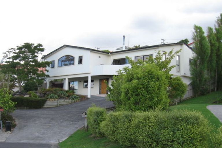 Photo of property in 9 Rubens Lane, West Harbour, Auckland, 0618