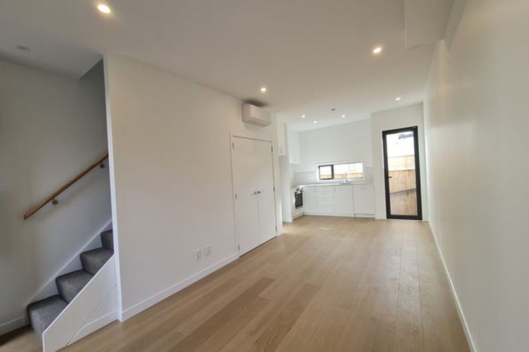 Photo of property in 12/323 Riverside Drive, Waterloo, Lower Hutt, 5011