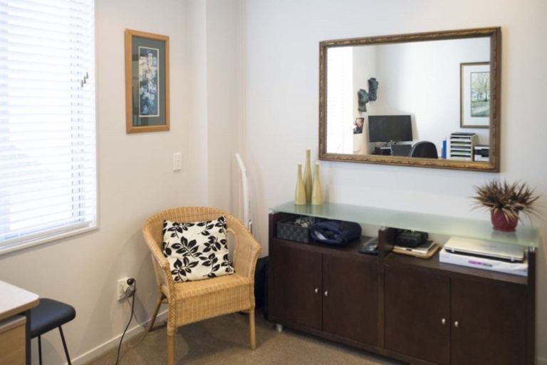 Photo of property in Trinity Apartments, 807/19 College Street, Te Aro, Wellington, 6011