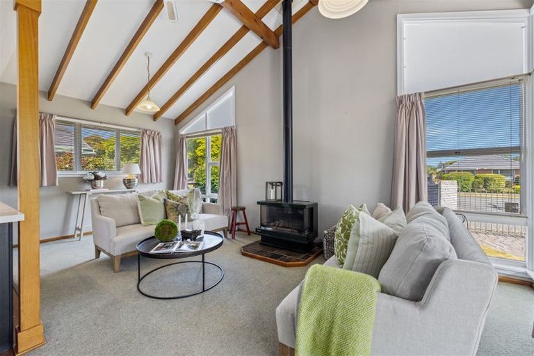 Photo of property in 11 Leacroft Street, Bishopdale, Christchurch, 8053