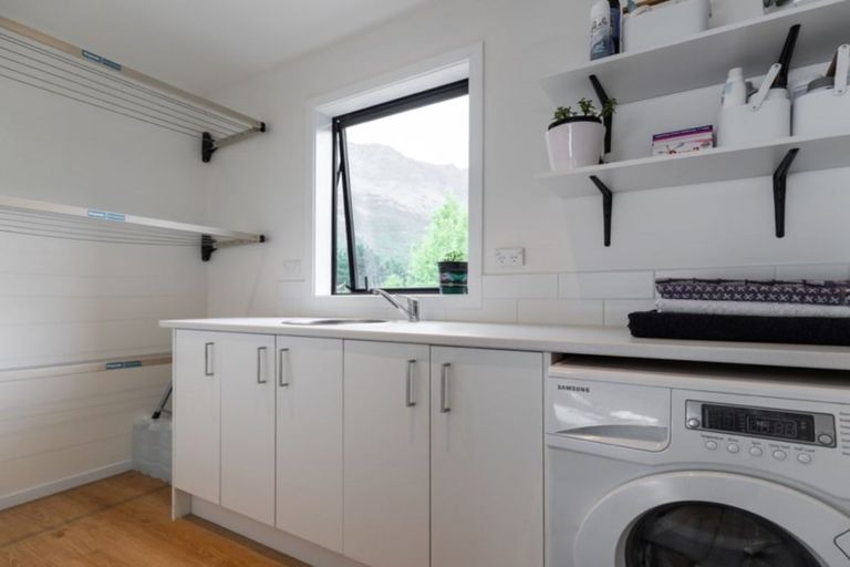 Photo of property in 53 Mathias Terrace, Arthurs Point, Queenstown, 9371