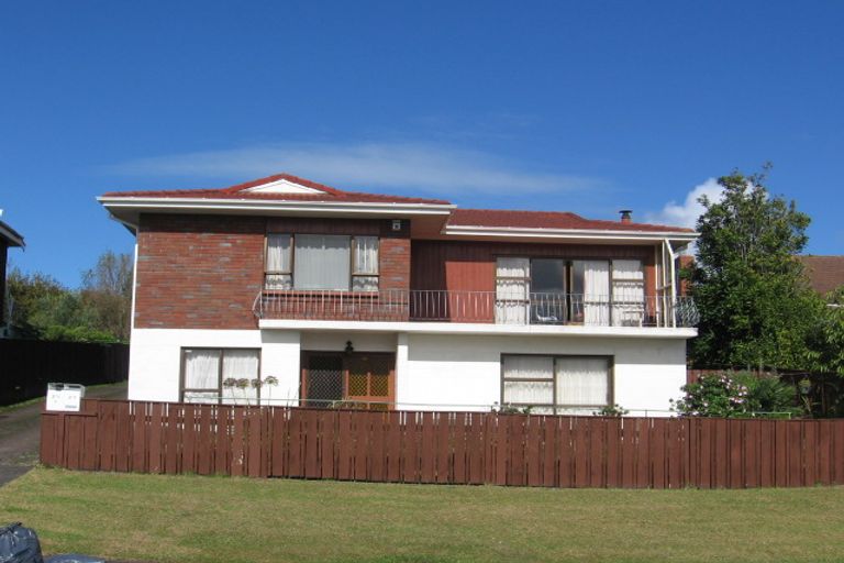 Photo of property in 1/29 Evans Road, Glen Eden, Auckland, 0602