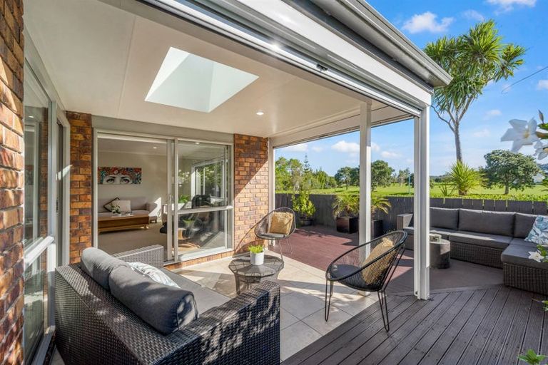 Photo of property in 232a Centreway Road, Orewa, 0931