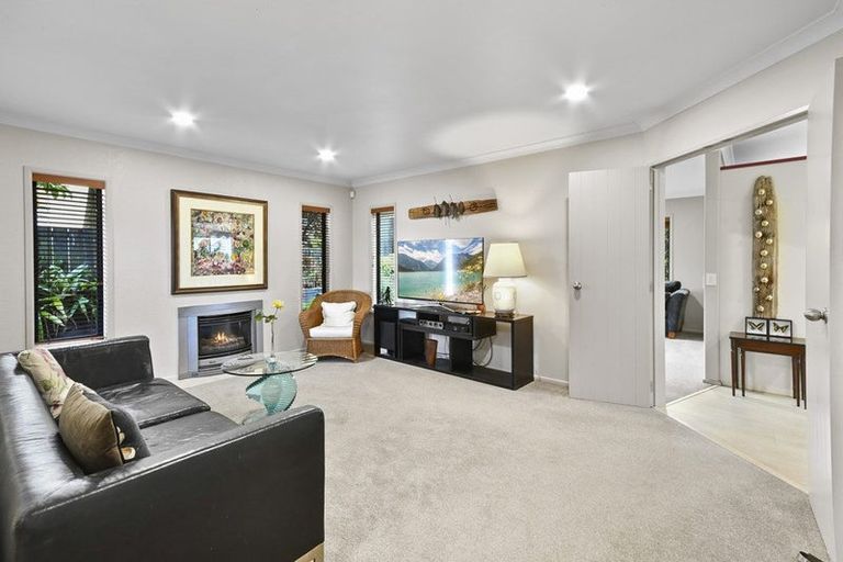 Photo of property in 12 Phoenicia Court, The Gardens, Auckland, 2105
