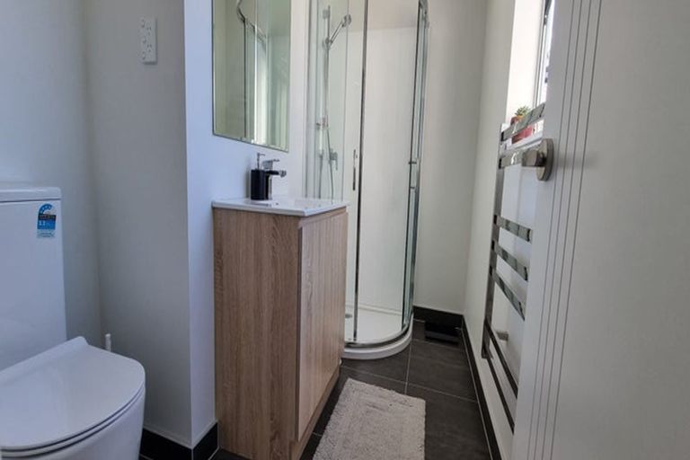 Photo of property in 19 Kaimai Avenue, Massey, Auckland, 0614