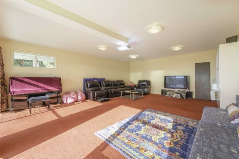 Photo of property in 79 Ravensdale Rise, Westmorland, Christchurch, 8025