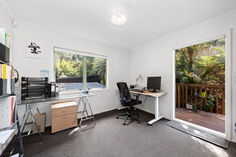 Photo of property in 89 Wood Bay Road, Titirangi, Auckland, 0604