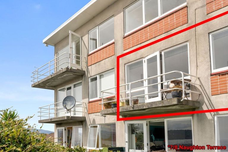 Photo of property in 8 Naughton Terrace, Kilbirnie, Wellington, 6022