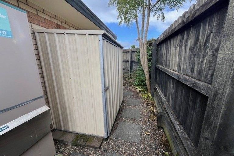 Photo of property in 9 Ardkeen Place, East Tamaki, Auckland, 2016