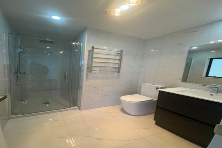 Photo of property in 35 Wai Iti Place, Clendon Park, Auckland, 2103