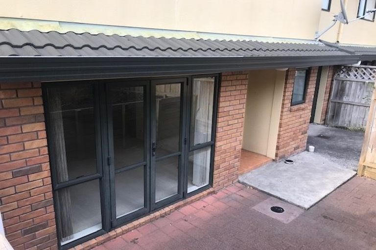 Photo of property in 18/2 Arawa Street, New Lynn, Auckland, 0600