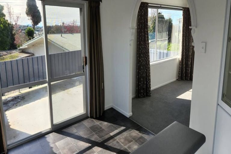 Photo of property in 43 Russleigh Drive, Dinsdale, Hamilton, 3204