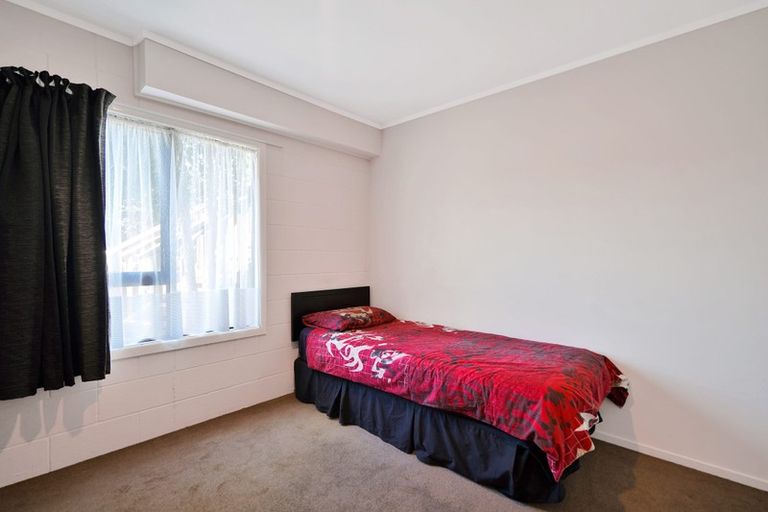 Photo of property in 78a Wharf Road, Te Atatu Peninsula, Auckland, 0610