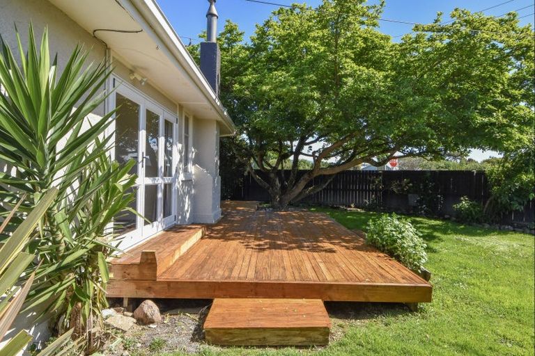 Photo of property in 89 Victoria Street, Carterton, 5713