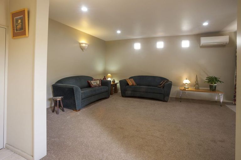 Photo of property in 9 Antrim Street, Sydenham, Christchurch, 8023