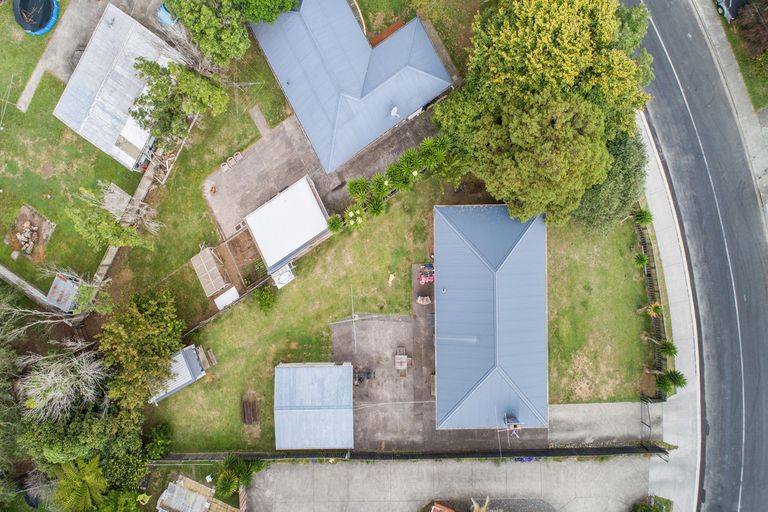 Photo of property in 10 Rollerson Street, Papakura, 2110